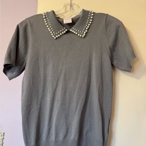 NWOT Gray Short Sleeve Sweater with Pearl Collar